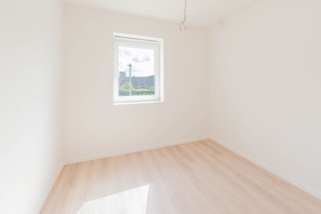 Lot 5 11