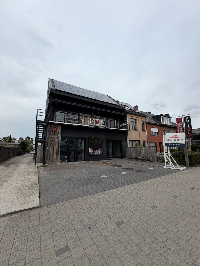 2830 Willebroek - Dendermondsesteenweg 184 bus b 23
