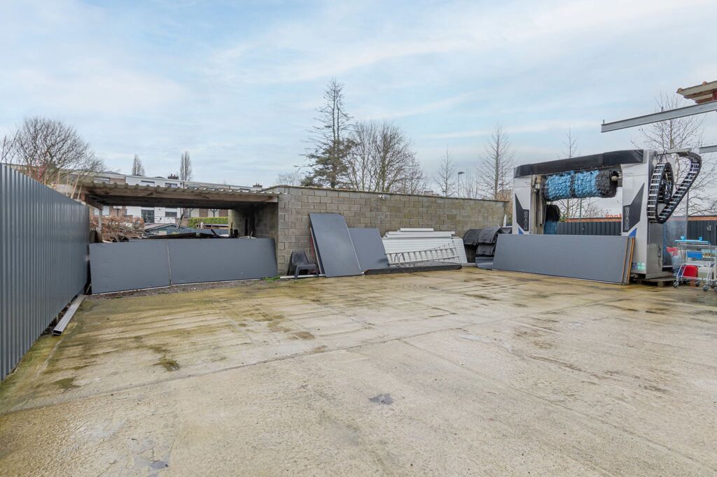 2830 Willebroek - Dendermondsesteenweg 184 bus b 16