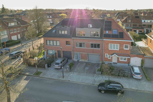 2640 Mortsel - Walter Pompelaan  40