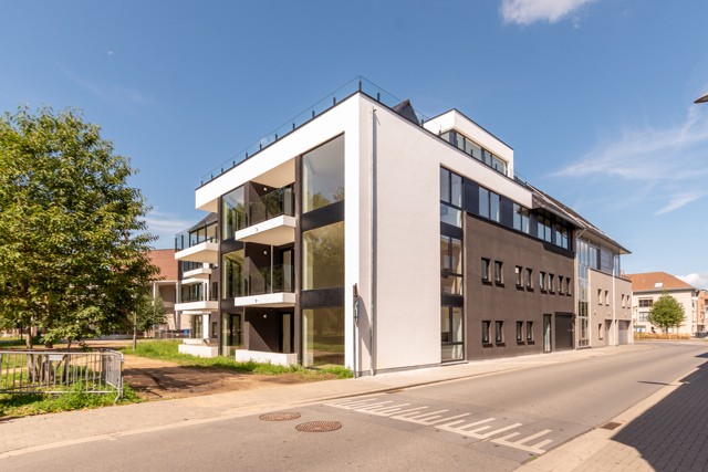 2830 Willebroek - Stationsstraat 15 206